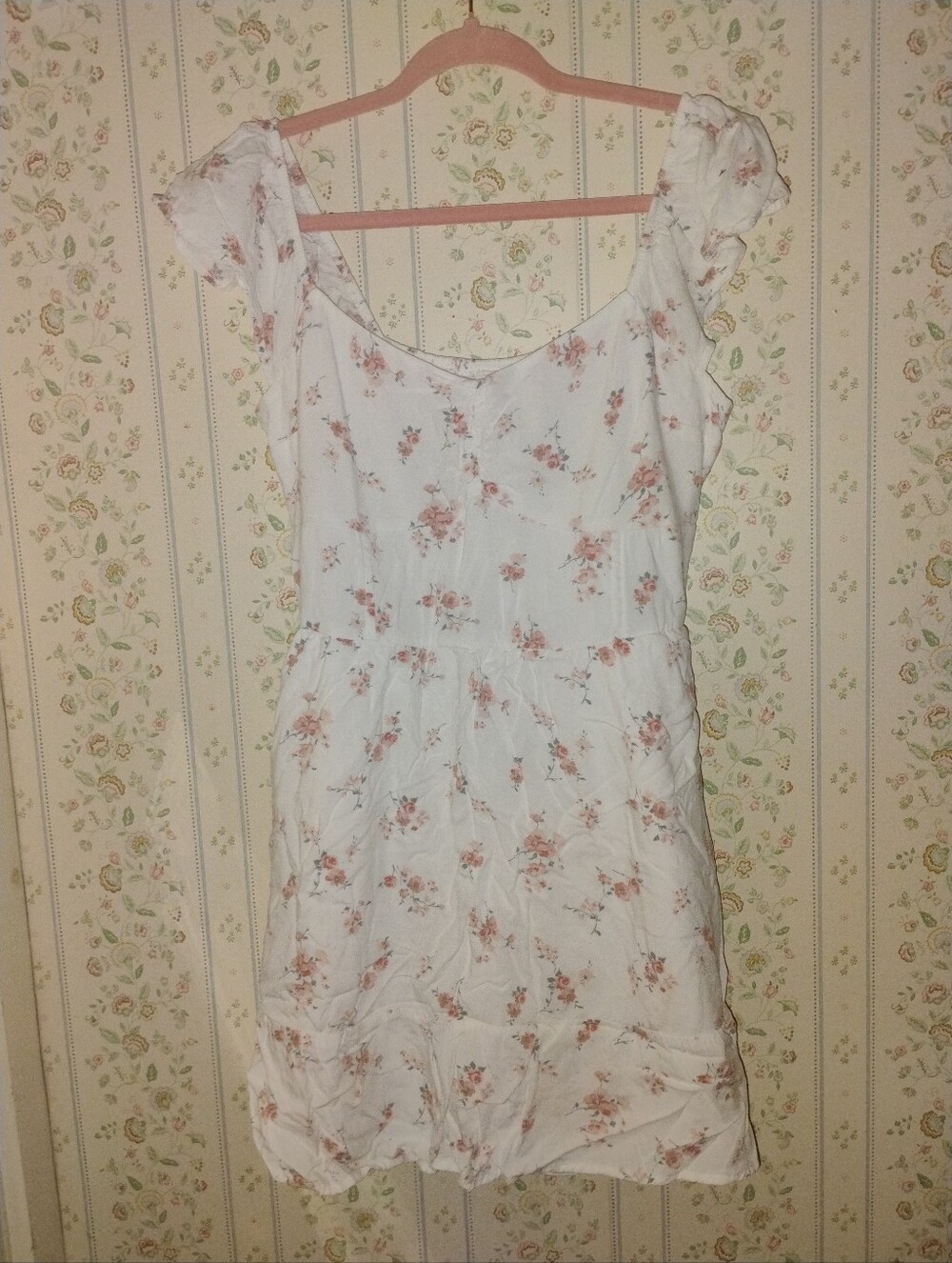 Hollister Pink and White Floral Dress with pockets and built in shorts Large